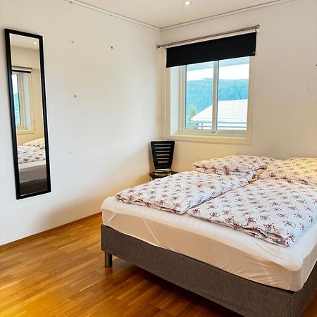 Sentral Leilighet Med Fantastisk Utsikt Tromsø Extérieur photo